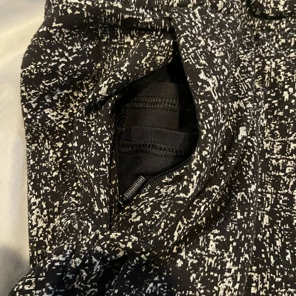 Lululemon Ready to Rulu Pant - Picture 7 of 9